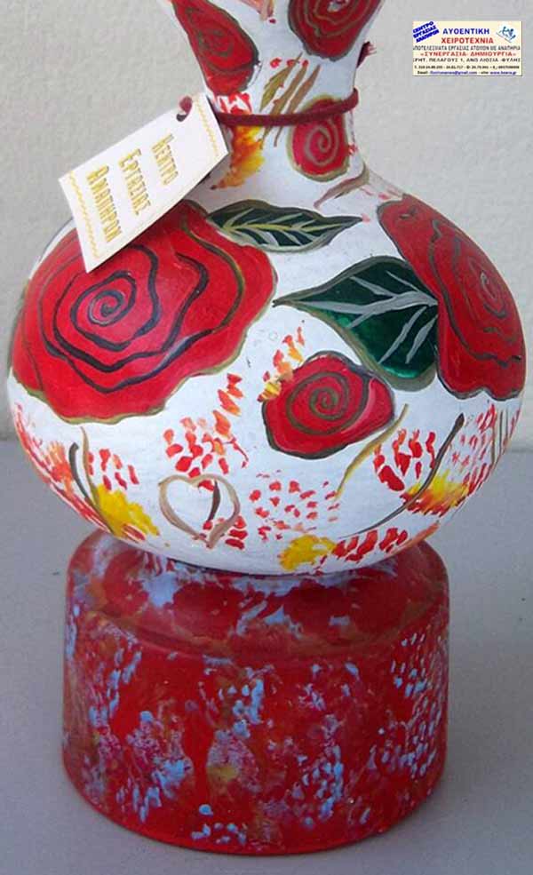 Κολοκύθα διακοσμητική - Τριαντάφυλλα σε άσπρο χειροτεχνία Κολοκύθα διακοσμητική - Τριαντάφυλλα σε άσπρο χειροτεχνία